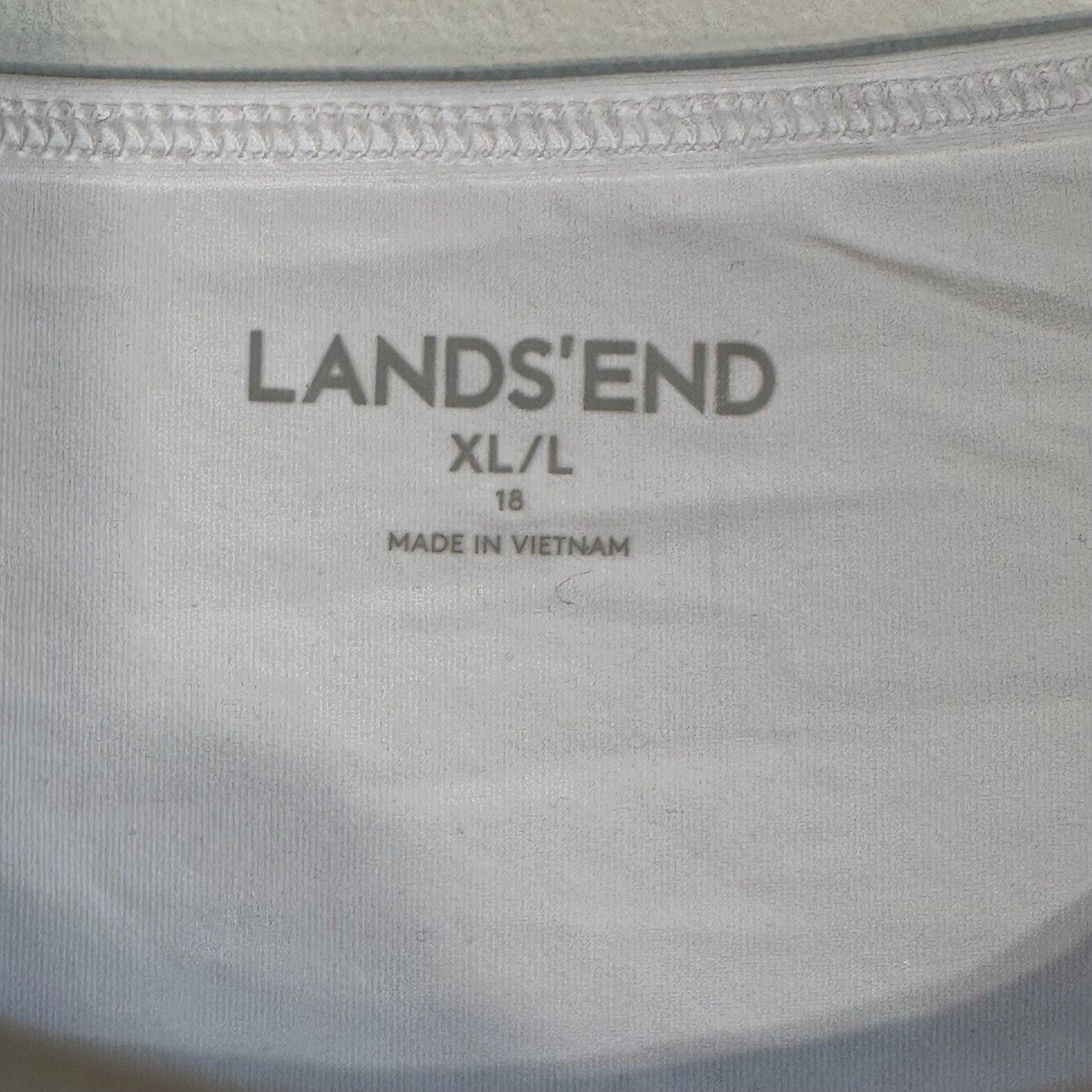 Lands End Womens XL White Long Sleeve Crew Neck Stretch Top Nylon Spandex 18