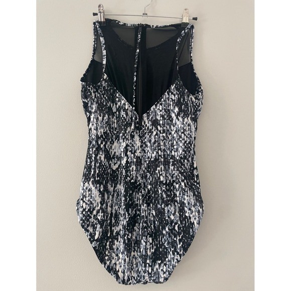 Aqua Green Womens Snakeskin Mesh High Neck One Piece Swimsuit Black White Medium