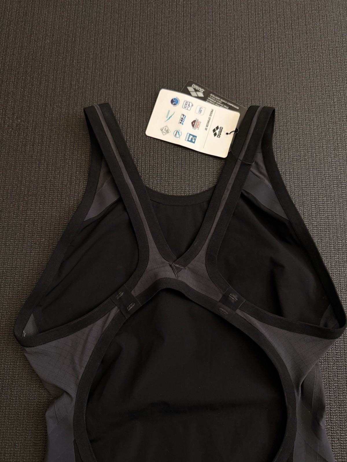 Arena Powerskin Carbon Flex Open Back Kneeskin Charcoal Grey Size 28