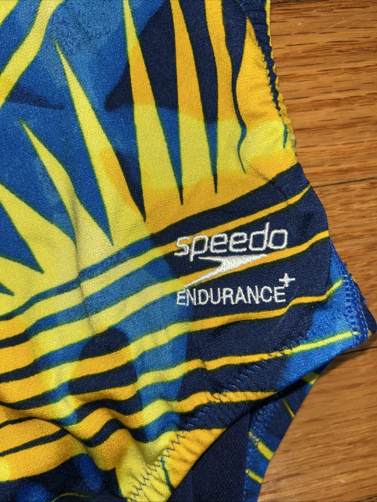 Speedo Endurance Flyback One Piece Swimsuit Womens Size 26 Blue Yellow NWT $89.5