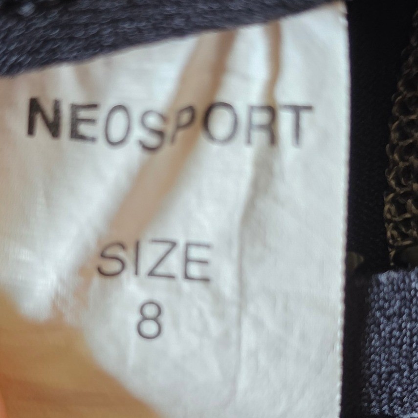 NeoSport Womens Shorty Wetsuit Sz 8 Black Purple 2mm Neoprene Scuba Surf Snorkel