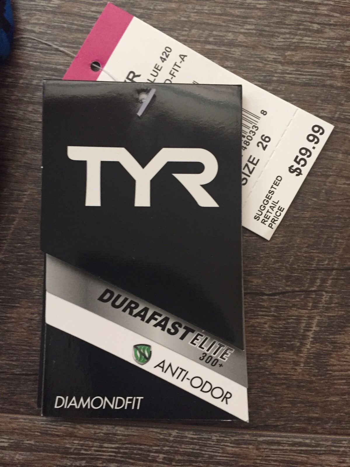 TYR Womens DURAFAST Elite/UPF 50+/Anti-Odor Team PERFORMANCE DiamondFit Swim 26