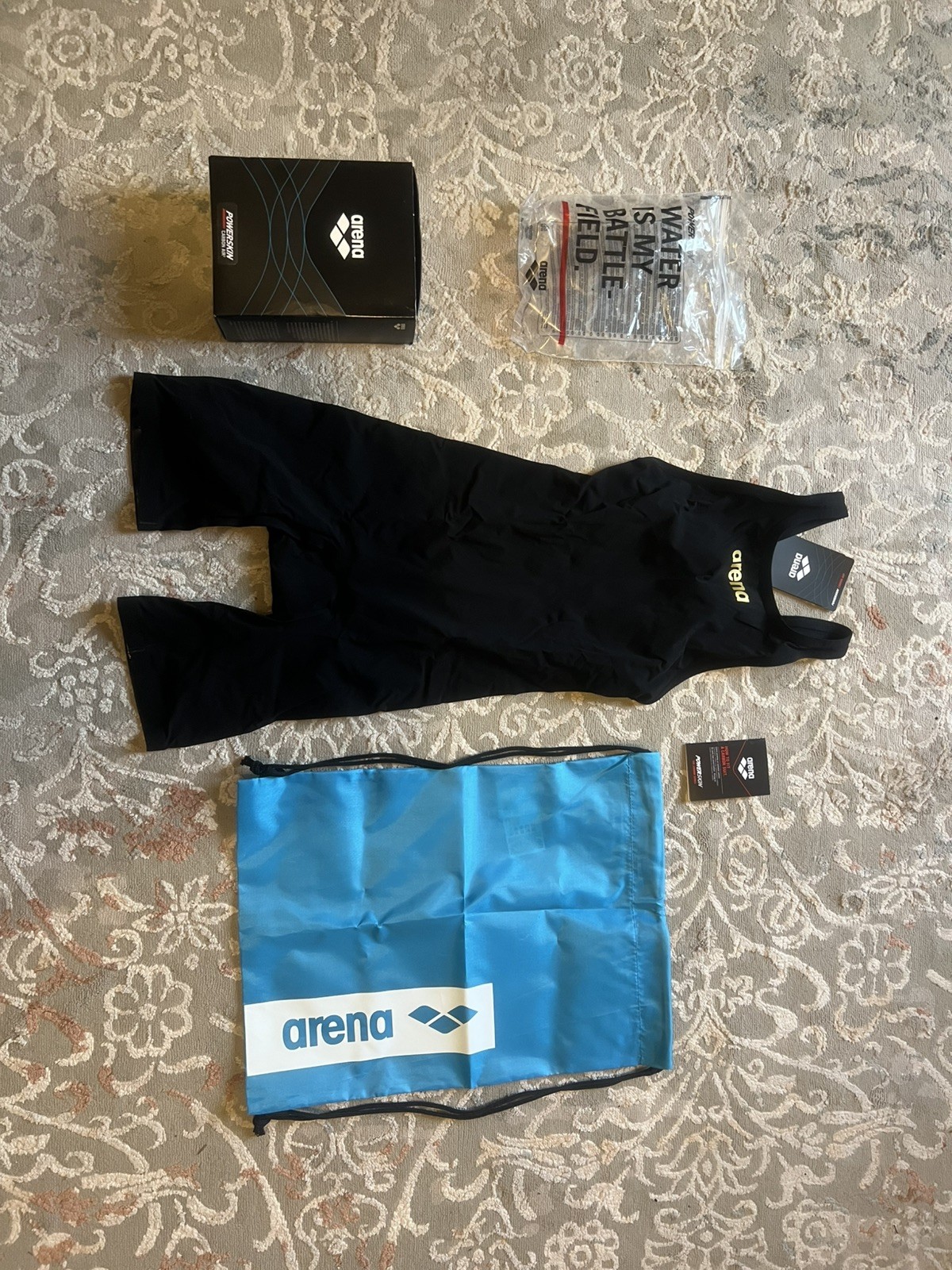 Arena Tech Suit: Carbon AIR black and gold
