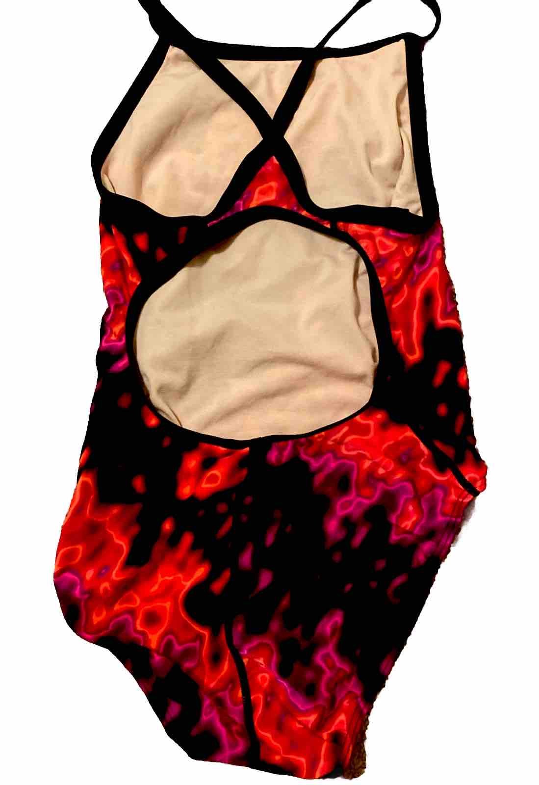 TYR Women’s One-Piece Swimsuit Size 34 Red Pink Athletic High Cut Diamondfit EUC