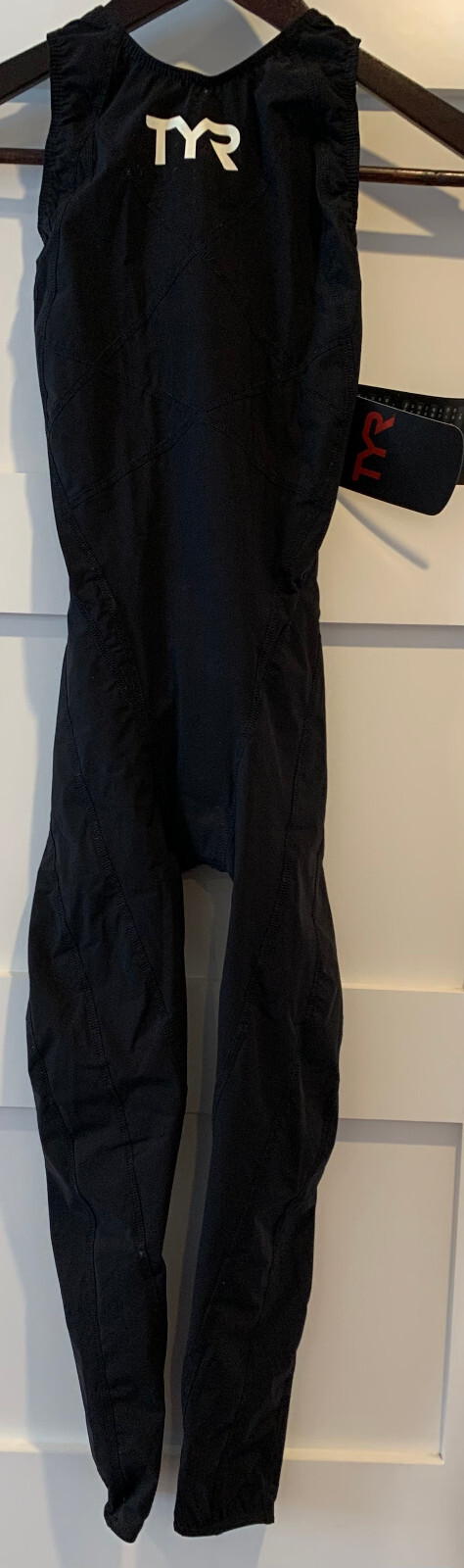 TYR Women’s Black 26L Tracer Light Aeroback Swim Tri Suit Full Body USA Made New