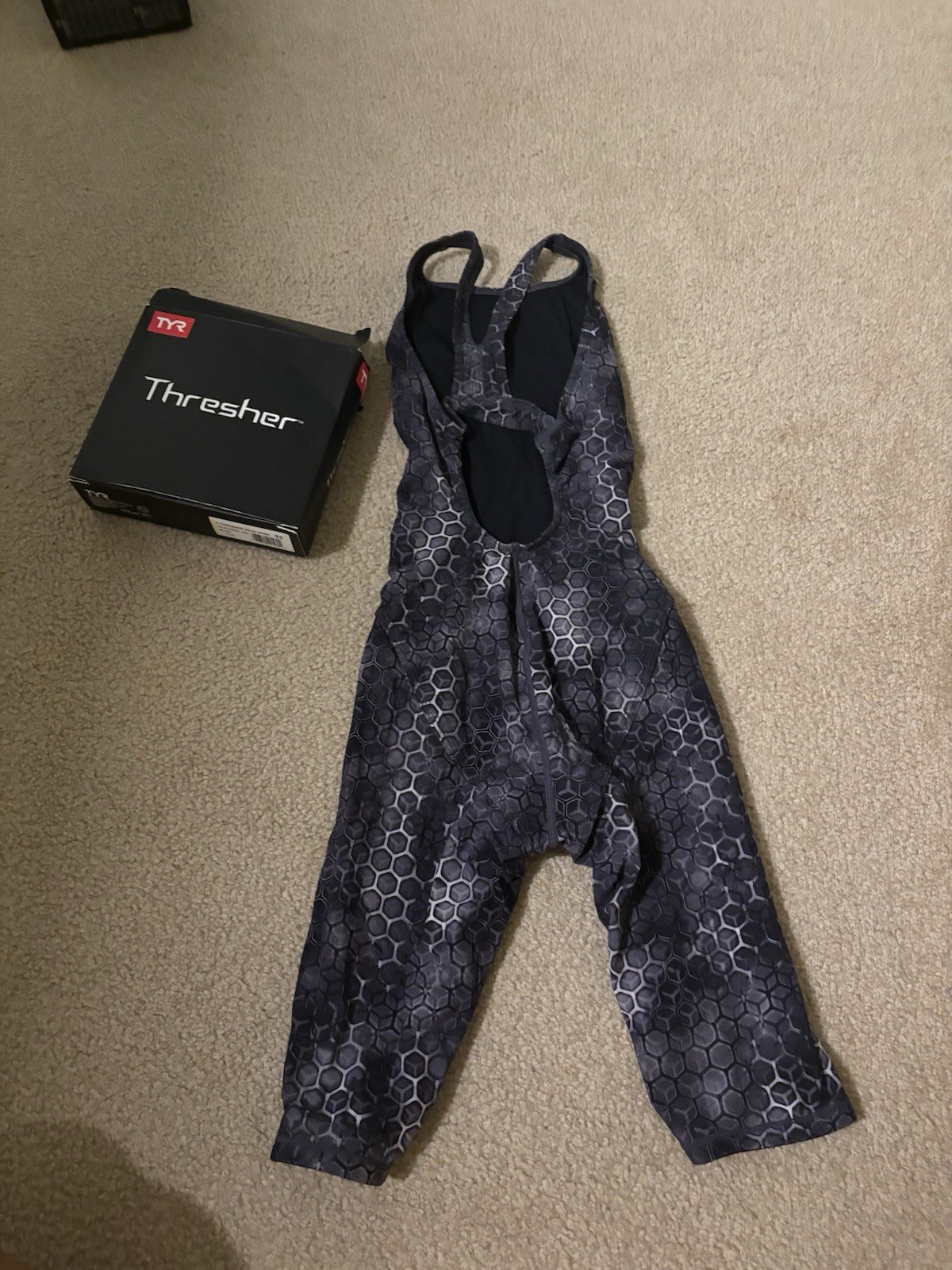 TYR Thresher Akurra Women’s Open Back Competition Swimsuit Size 30