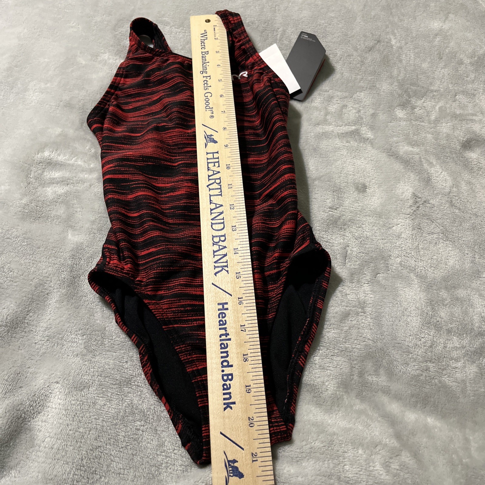 TYR Women’s Fizzy Maxfit Swimsuit – XS (24) Red Black One Piece Competitive Swim
