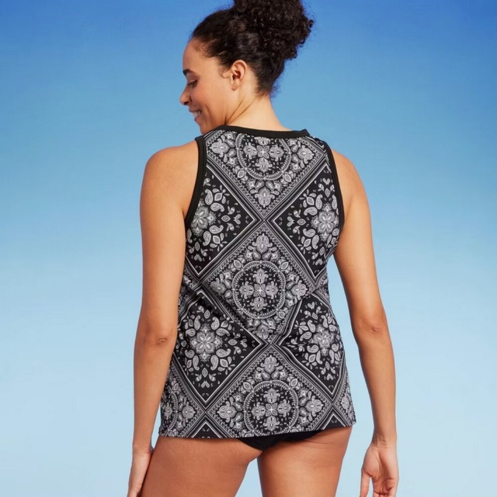 Lands’ End Women’s UPF 50 Bandana Print High Neck Tankini Top – Black S