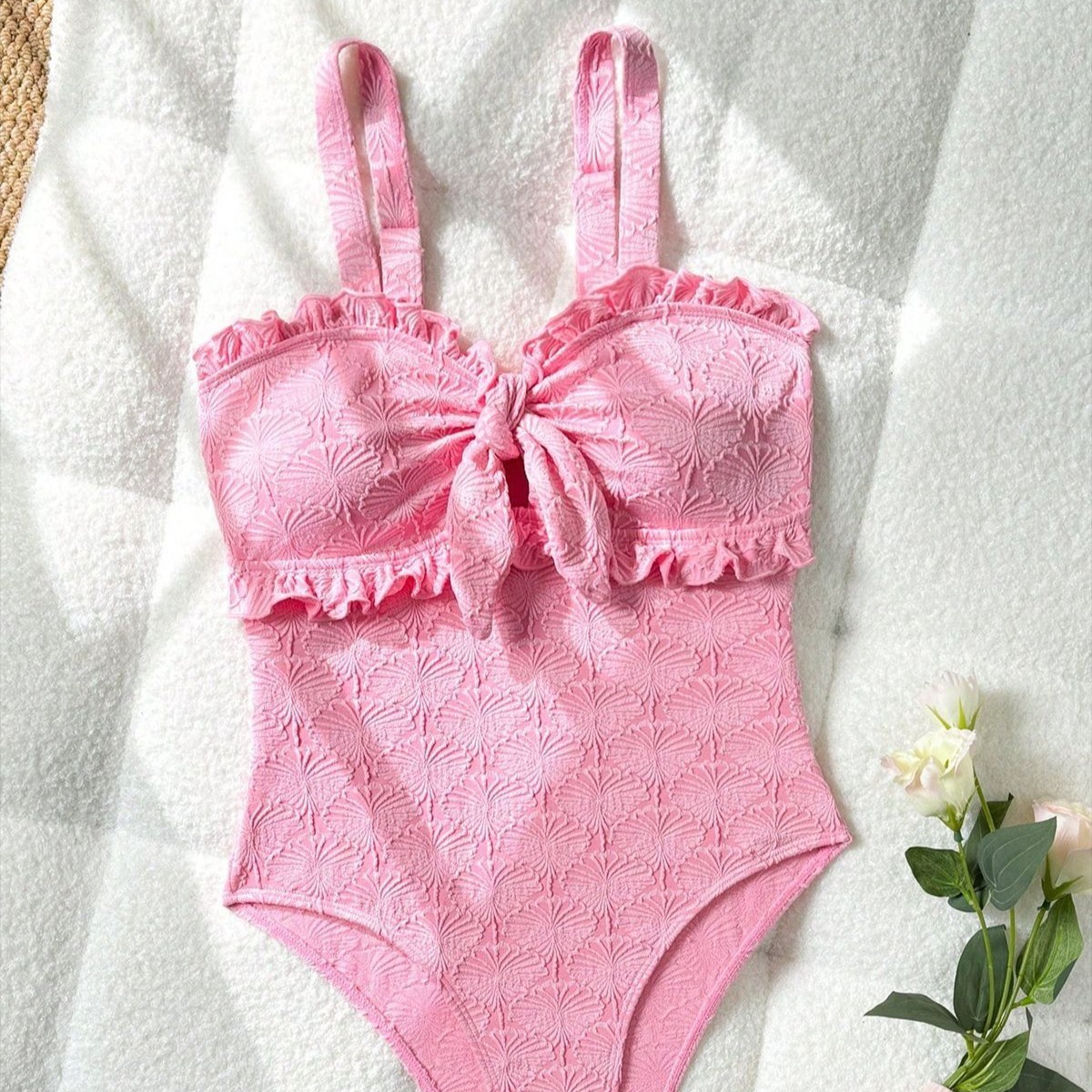European and American One-Piece Sexy Strapless Lace Up Backless Swimsuit Bikini