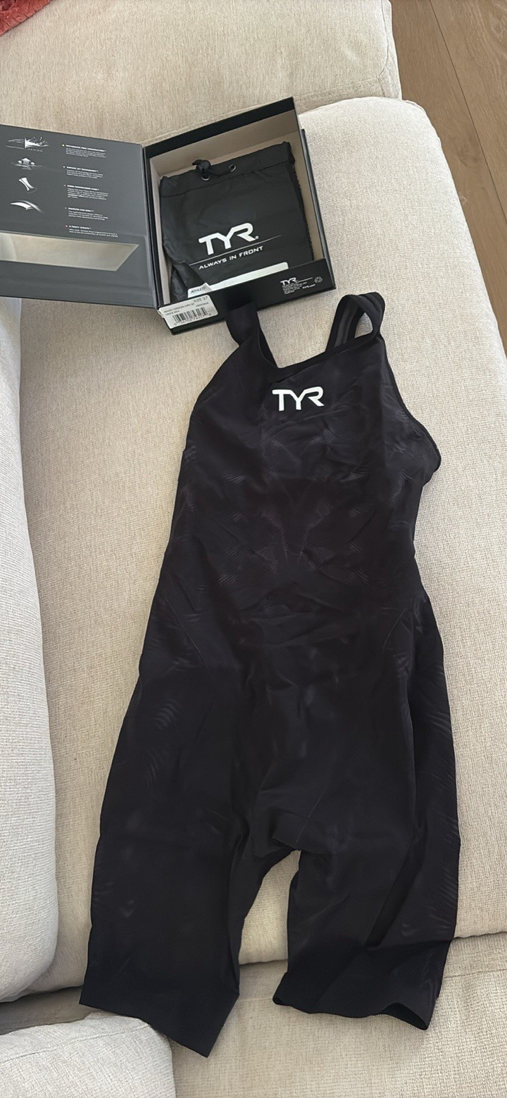 TYR Venzo Genesis ONYX Size 27 Open Back Competition Swimsuit