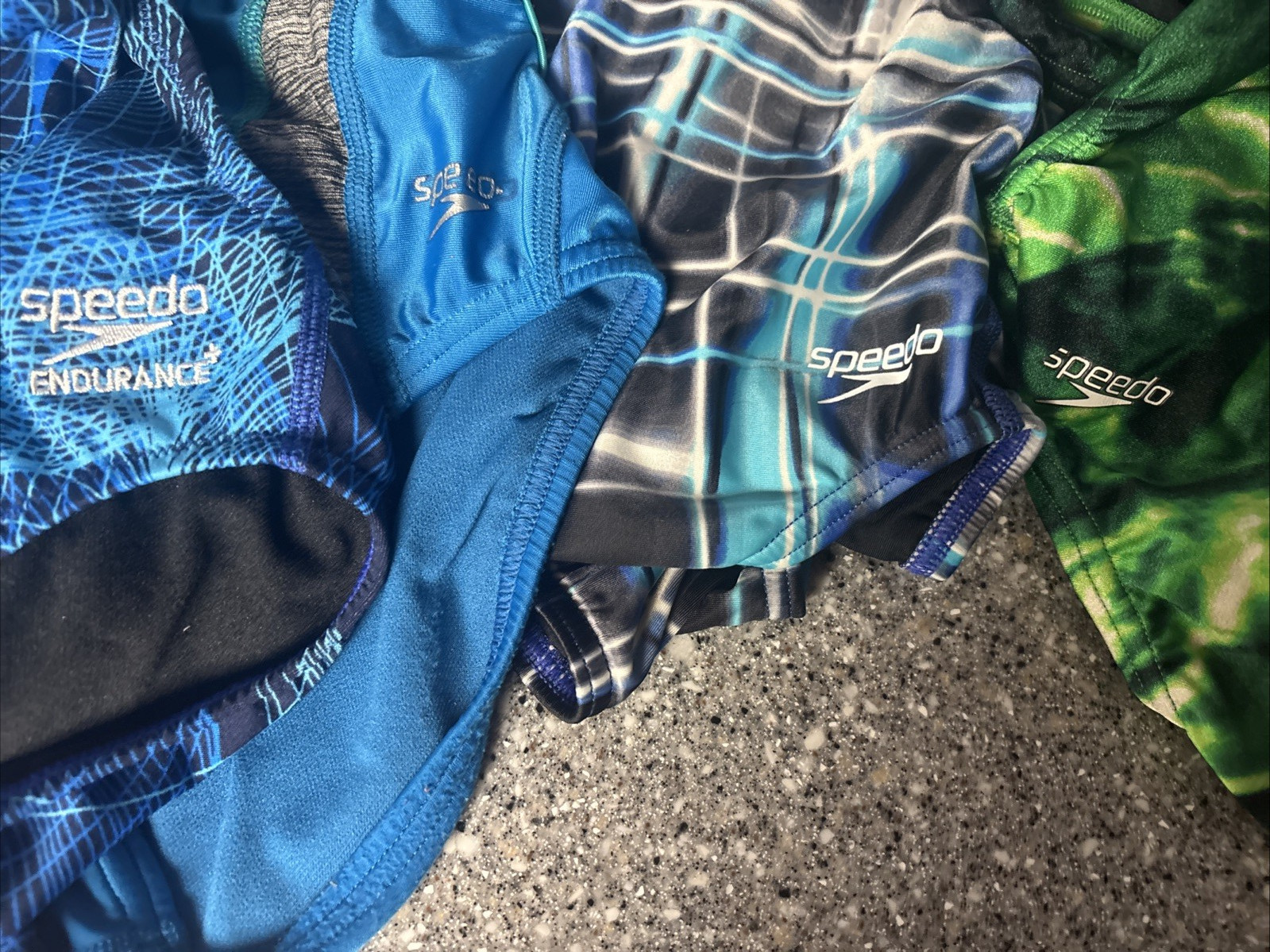 Girls/Women’s Swimming One Piece Swimsuits.. sz 26 nwt endurance/3 sz 28 Euc/lot