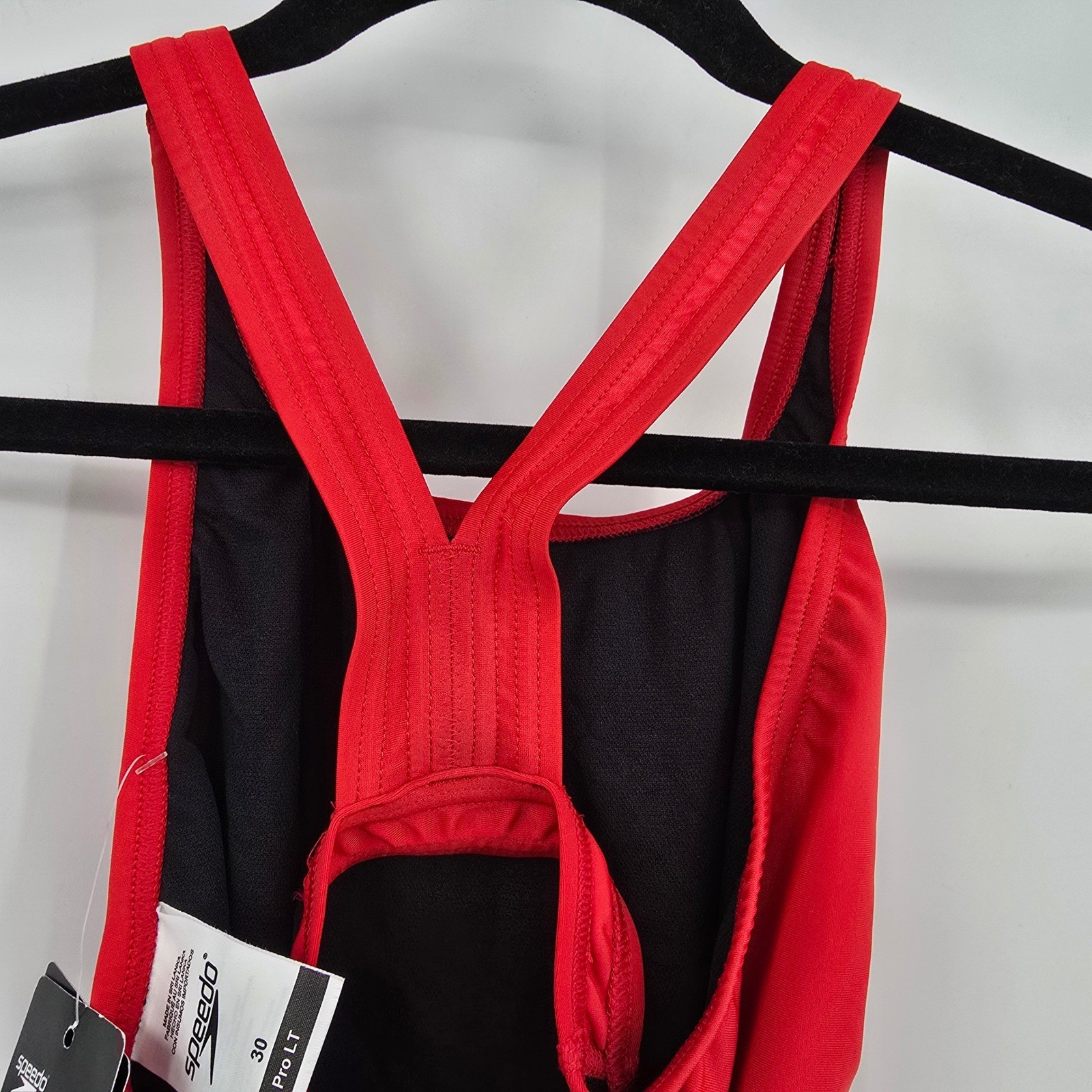 New Speedo Team Red Pro LT One Piece Athletic Swimsuit Women’s Size 30