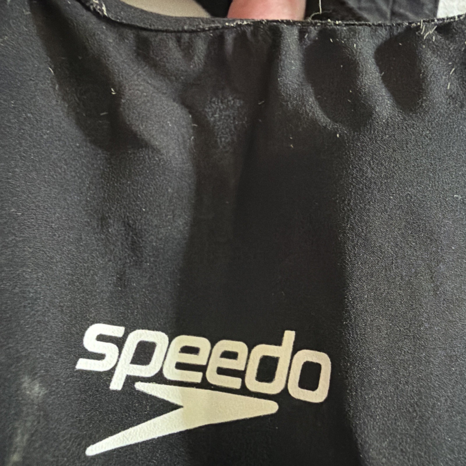 Women Speedo Closed Back Kneeskin Black – Size 22
