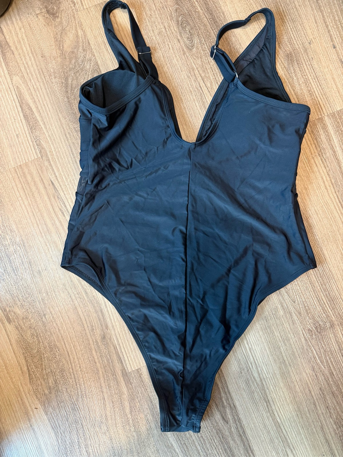 CUPSHE Black One Piece Swimsuit Plus Size 1X V-Neck Mesh Tummy Control