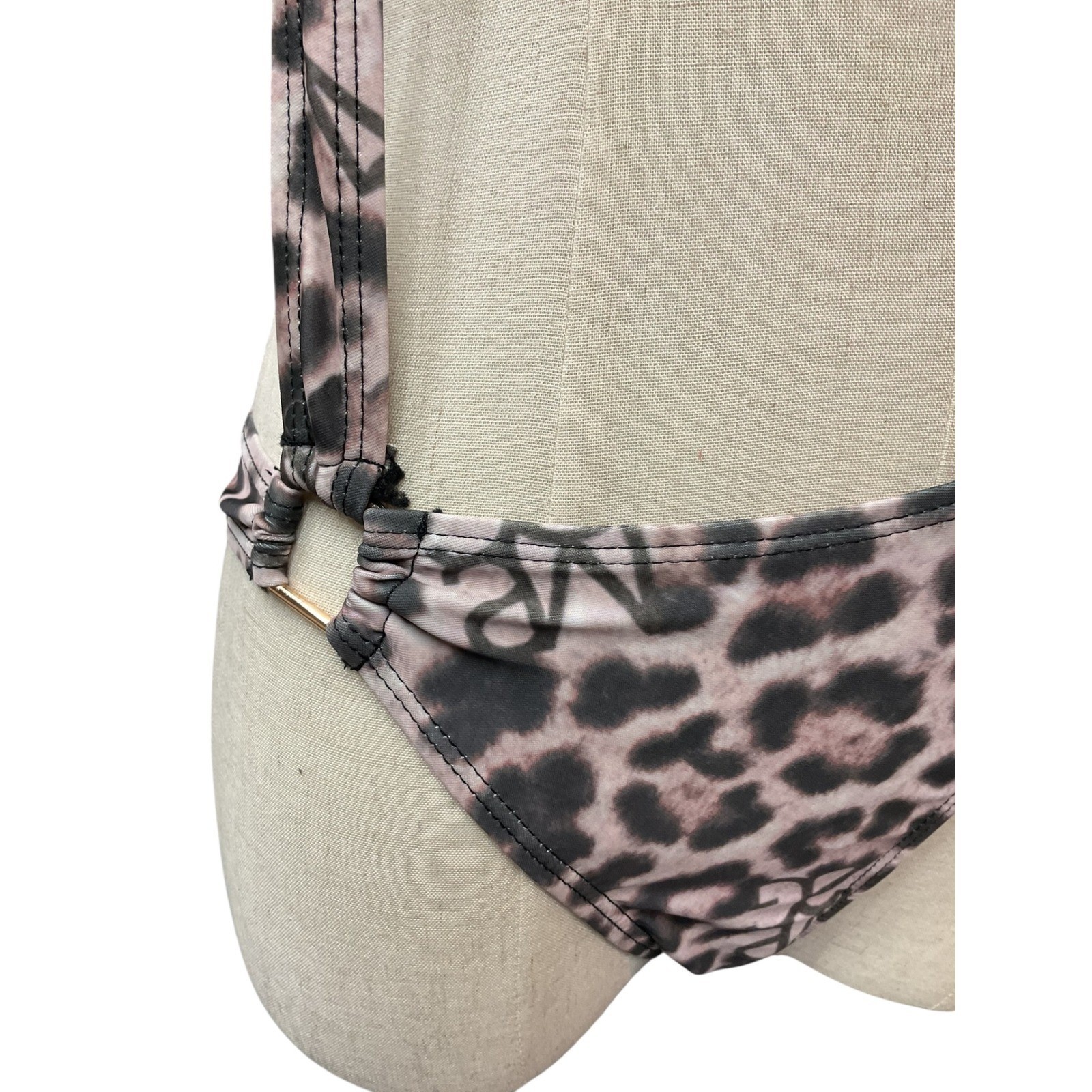 Missguided Women’s Leopard Printed One Shoulder One Piece Swimwear Size S NWT