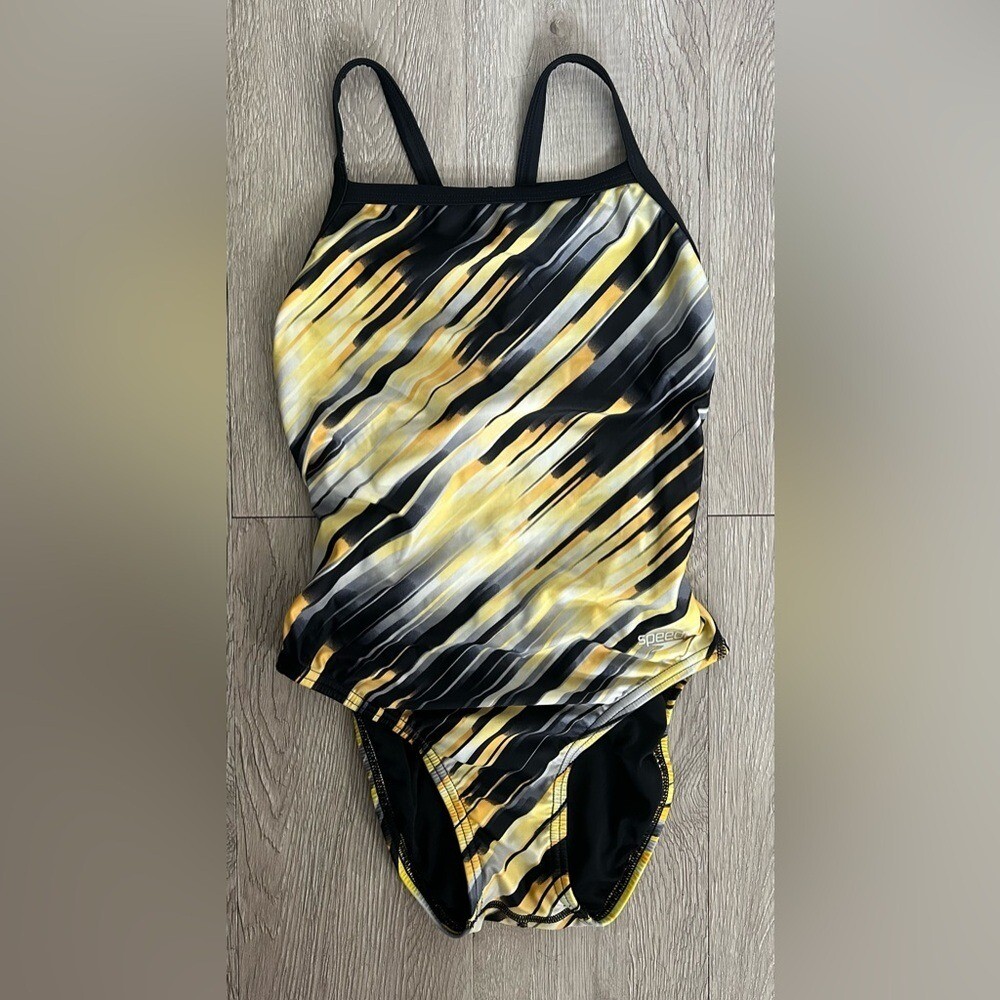 Speedo Reigning Light Flyback One Piece Performance Racing Swimsuit Size 30