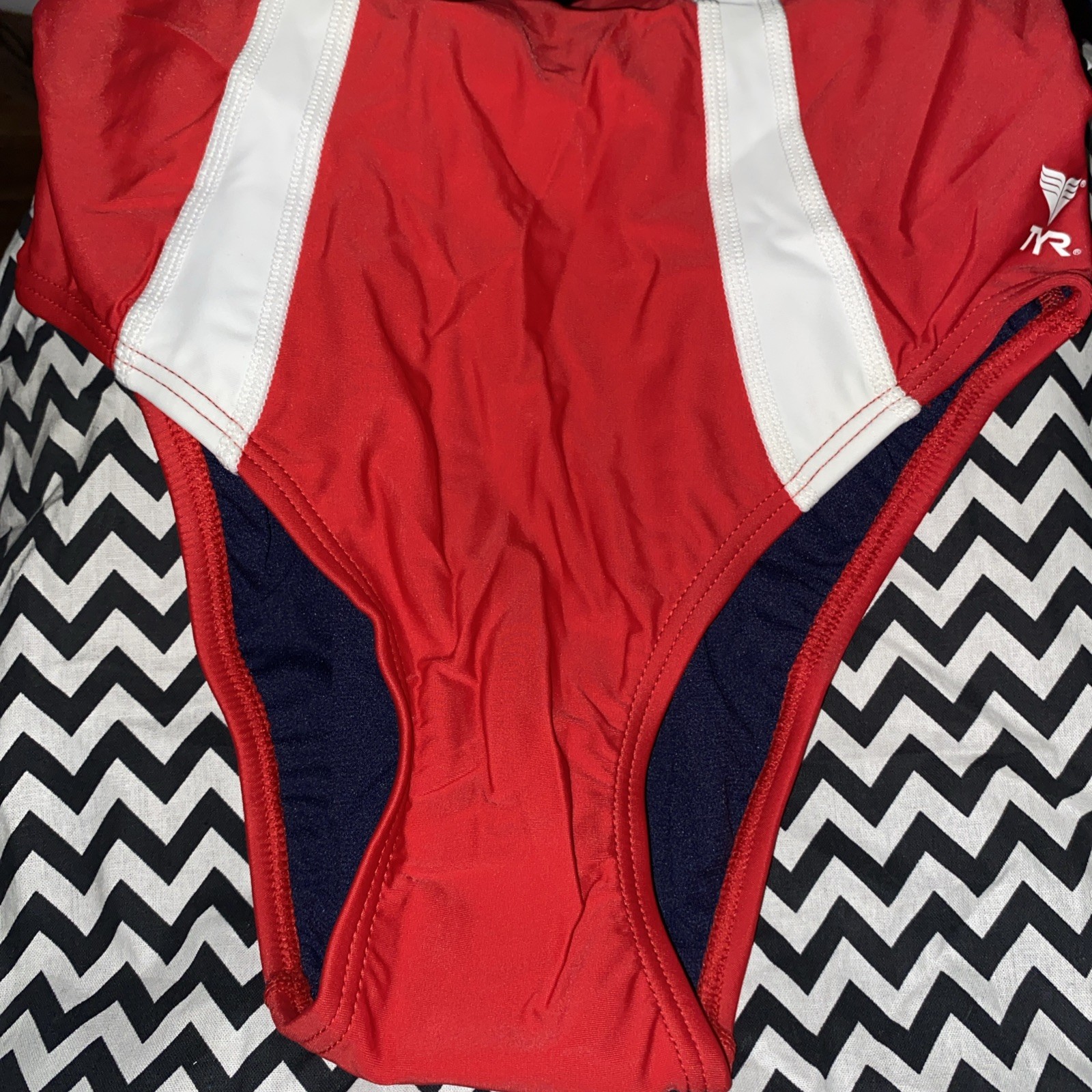 TYR Guard Splice D-BCK-A Women 1 Piece Swimsuit Red/white Size: 34 New
