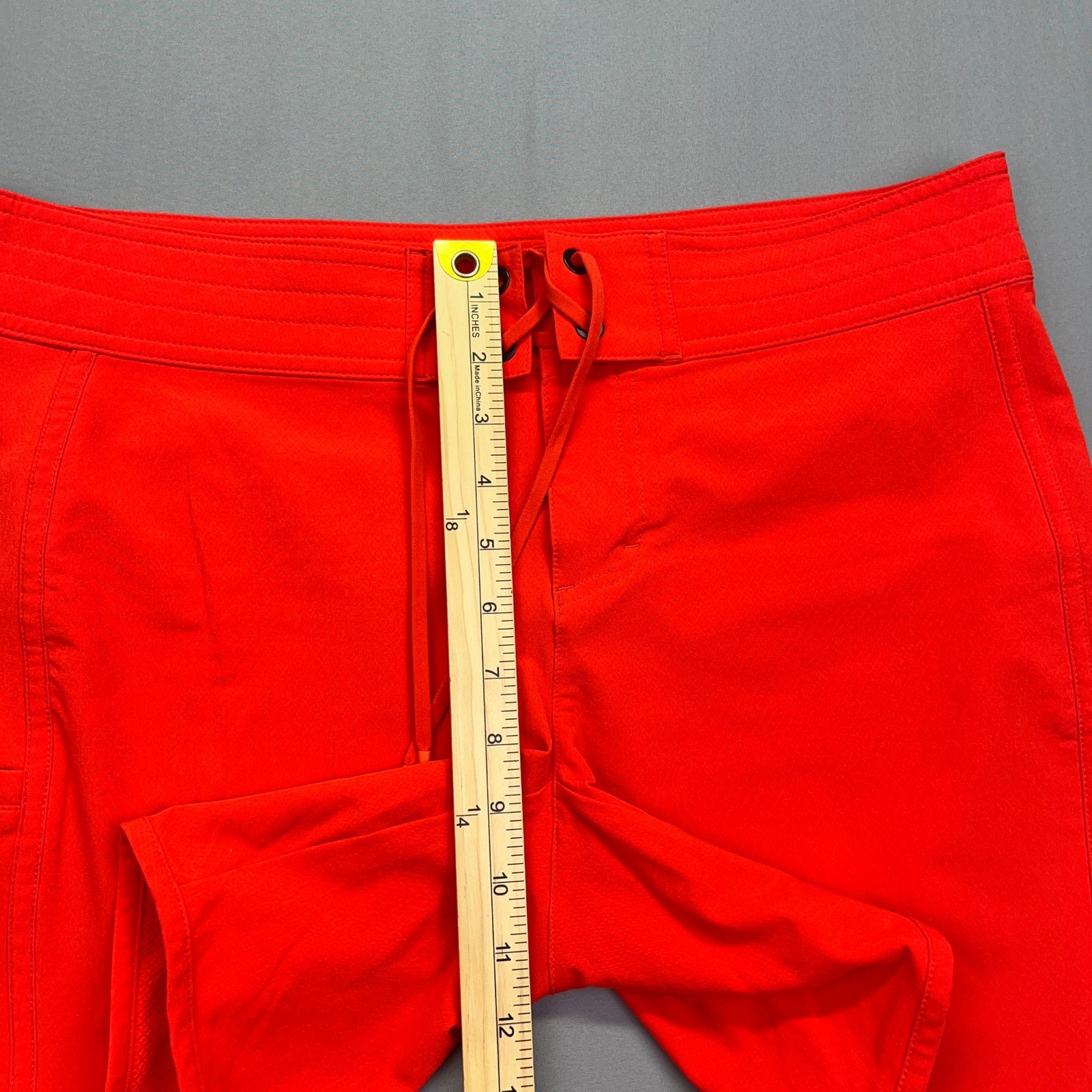 Athleta Board Shorts Swim Trunks Quick Dry Lined Pockets Red Size 10 Fits 35″
