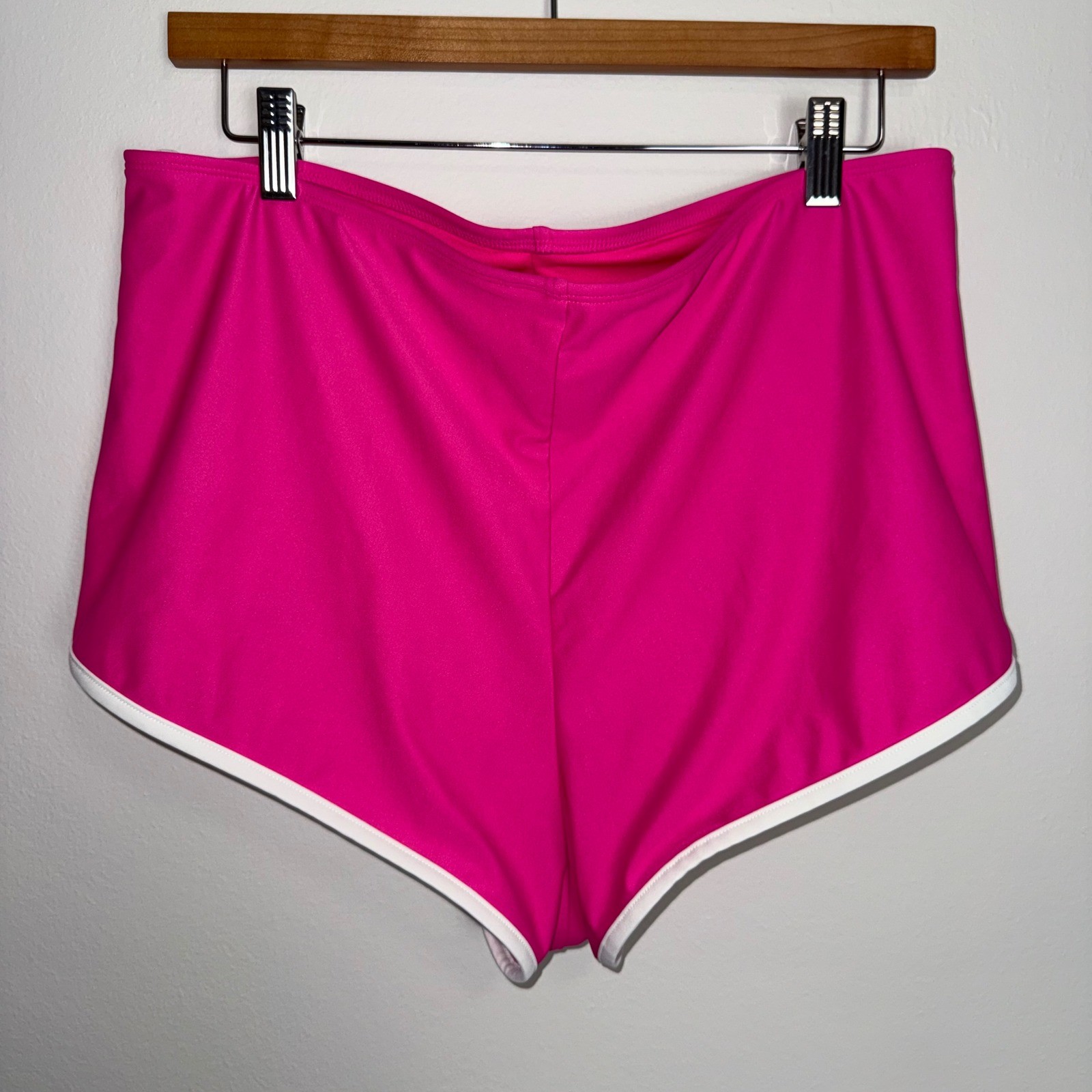 Wild Fable Womens Pink White Trim Dolphin Swimsuit Bottom Athletic Casual XL