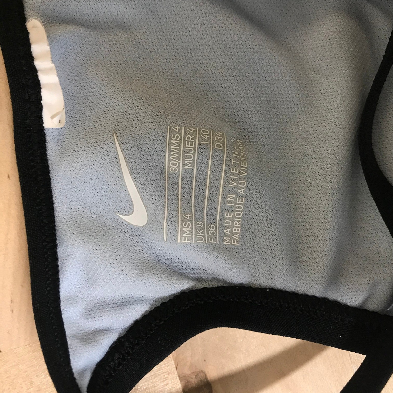 Nike Womens Performance One Piece Swimsuit Black Cutout Back Size 30 WMS 4