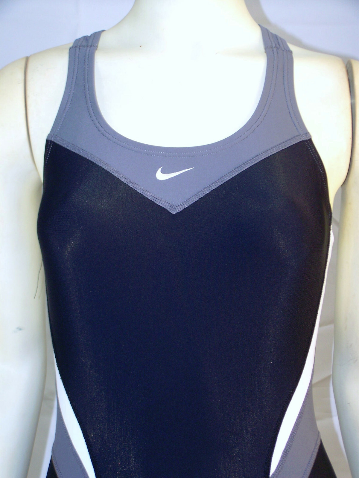 Nike Women’s Spandex Nylon One Piece Swimsuit 34/WMS 8 Black Gray AC-105