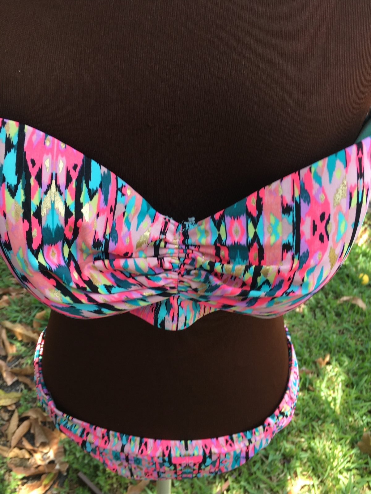 NWOT SHADE&SHORE WOMENS SWIMSUIT ( 2PC) SIZE XLARGE