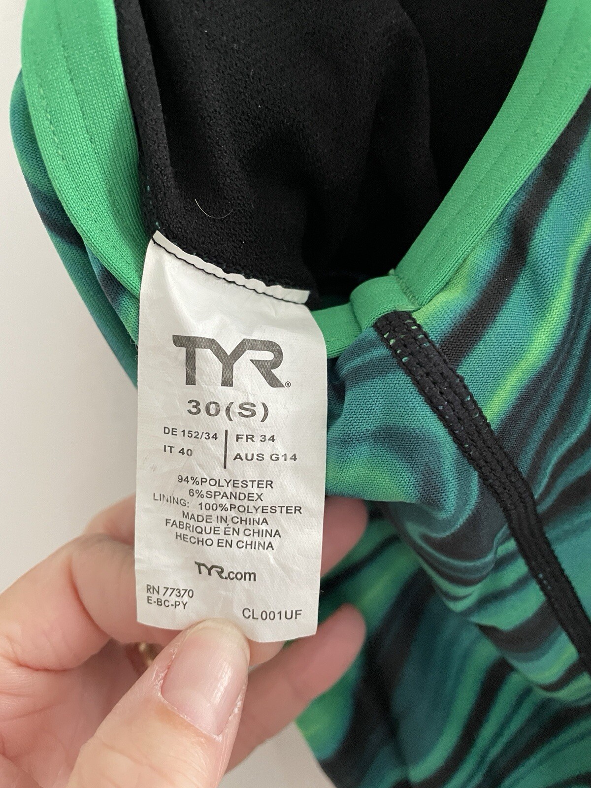 Tyr Green Marble Swirl Pattern Women’s Swimsuit 30(S) Racer Back Team Swim