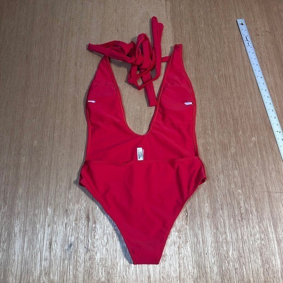 Magnolia Place Womens Red Deep V-Neck Wrap One Piece Swimsuit High Cut Leg L