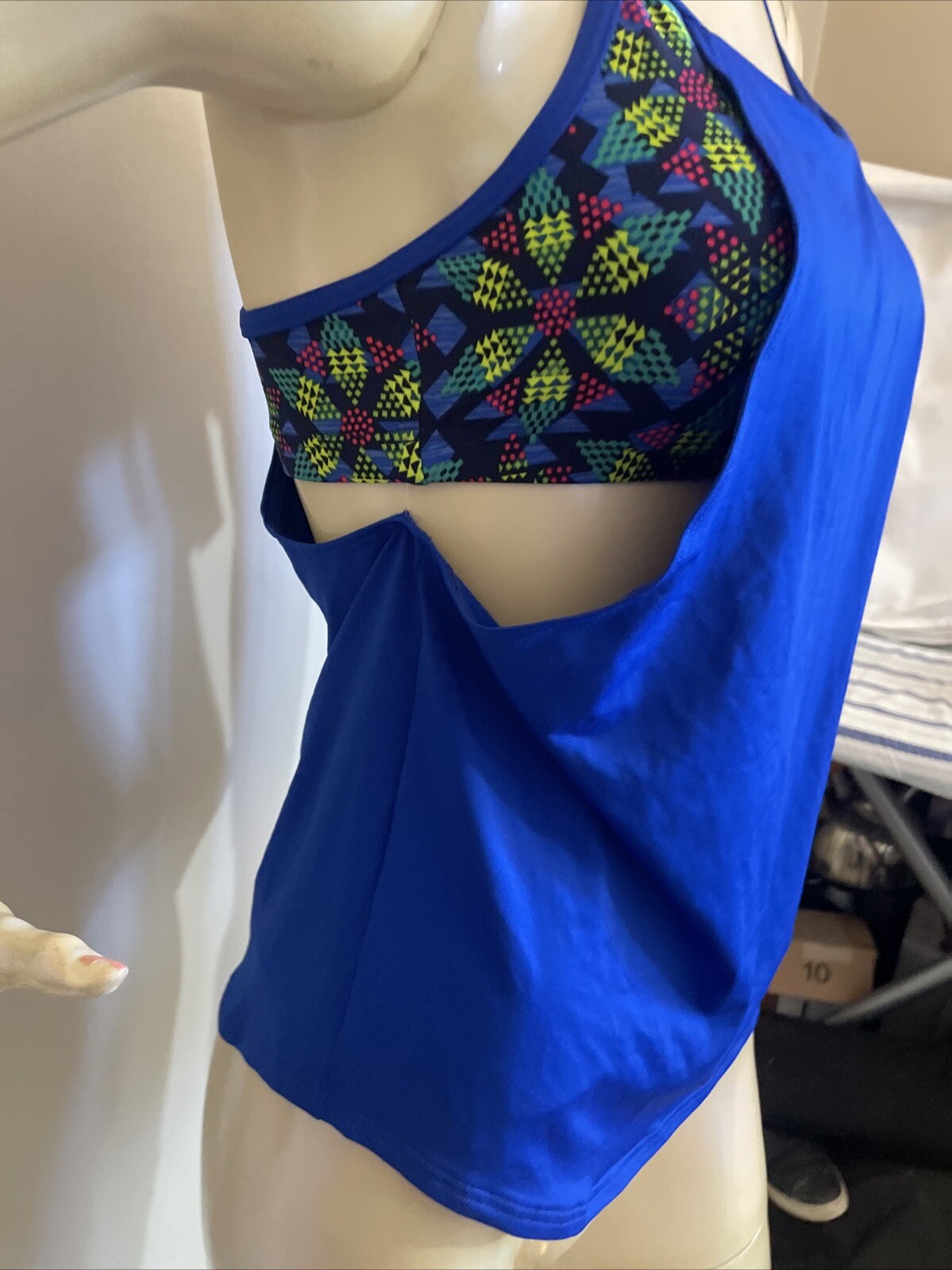 TYR Women’s Edessa Shea 2 in 1 Swim Tank – Sz.4/5 Sm. Blue Tank /multi Color Bra