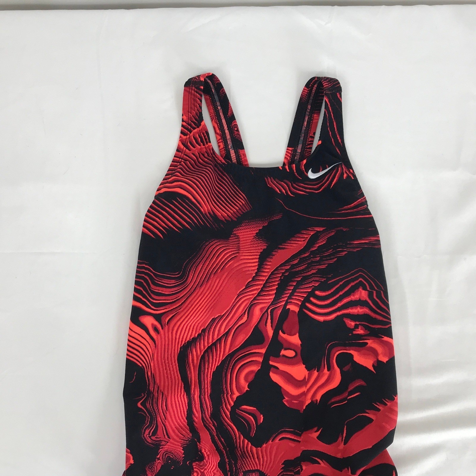 Nike Womens One Piece Swimsuit Red Black Topographic Print Size 30 NESS8020