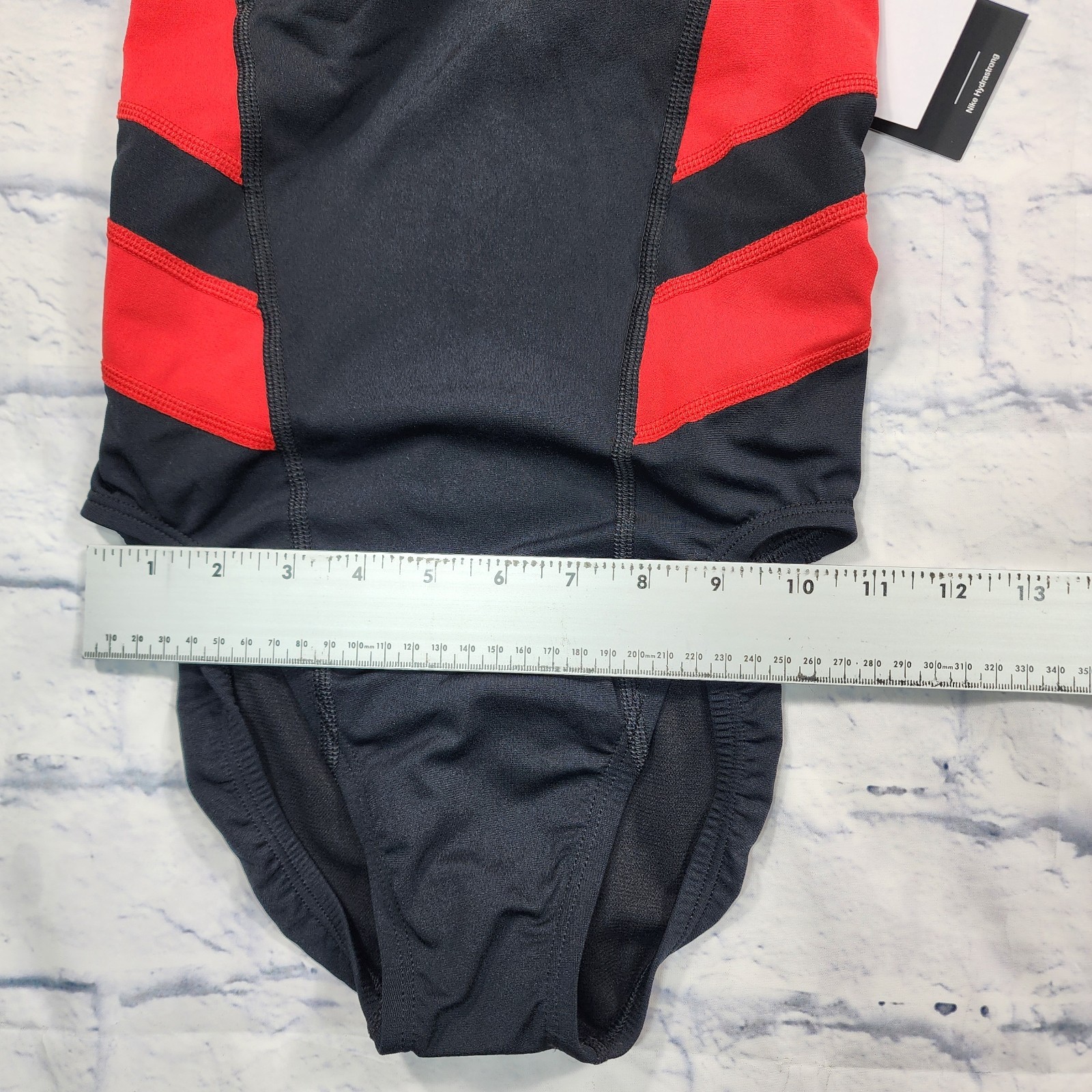 Nike Swimsuit WOMENS SIZE 30 Vex Racerback One Piece Colorblock Black Red Swim