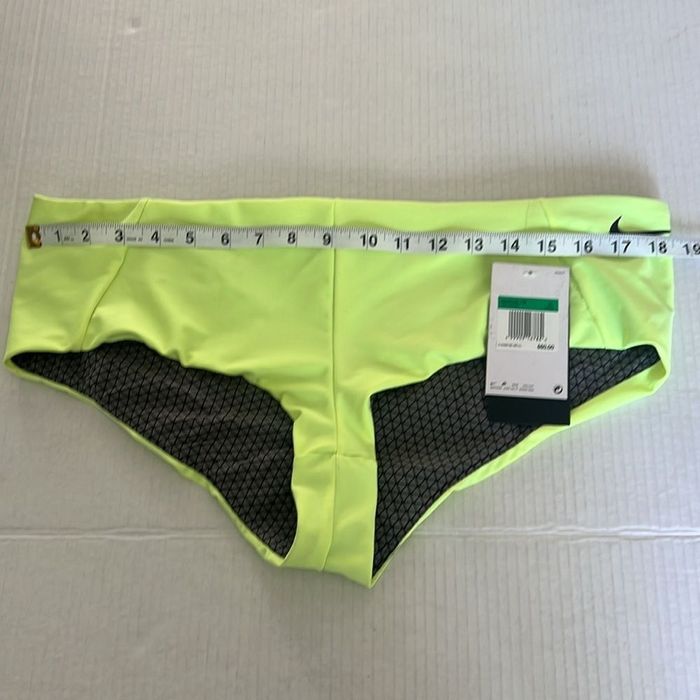 NWT Nike women’s Hydralock Cheeky Swim shorts, size XL ^