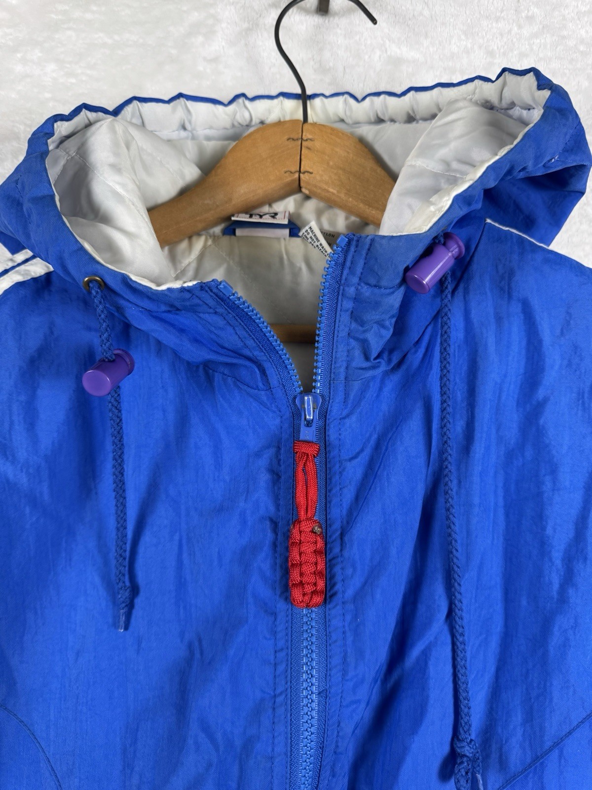 TYR XL Mens/unisex Swim Jacket Coat Blue nylon quilted rn 77370 windbreaker