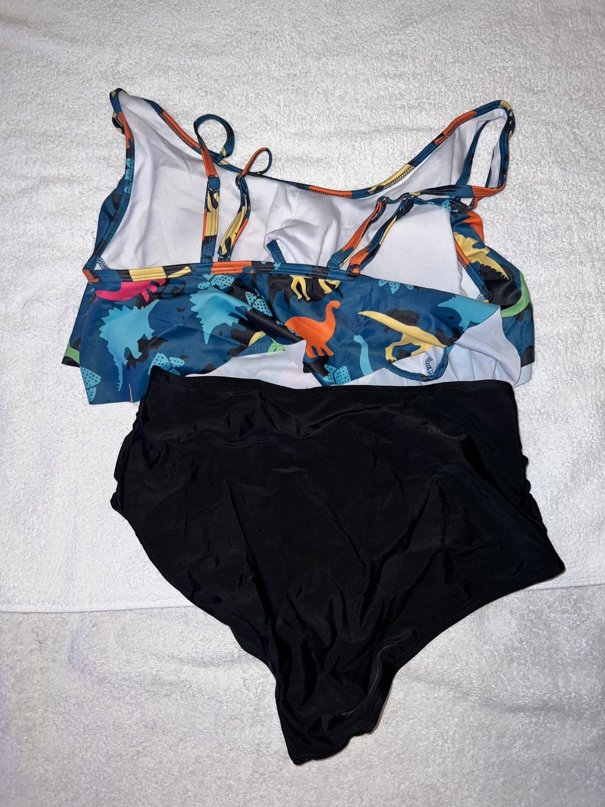 New Women’s 2pc Swim Suit *Large*