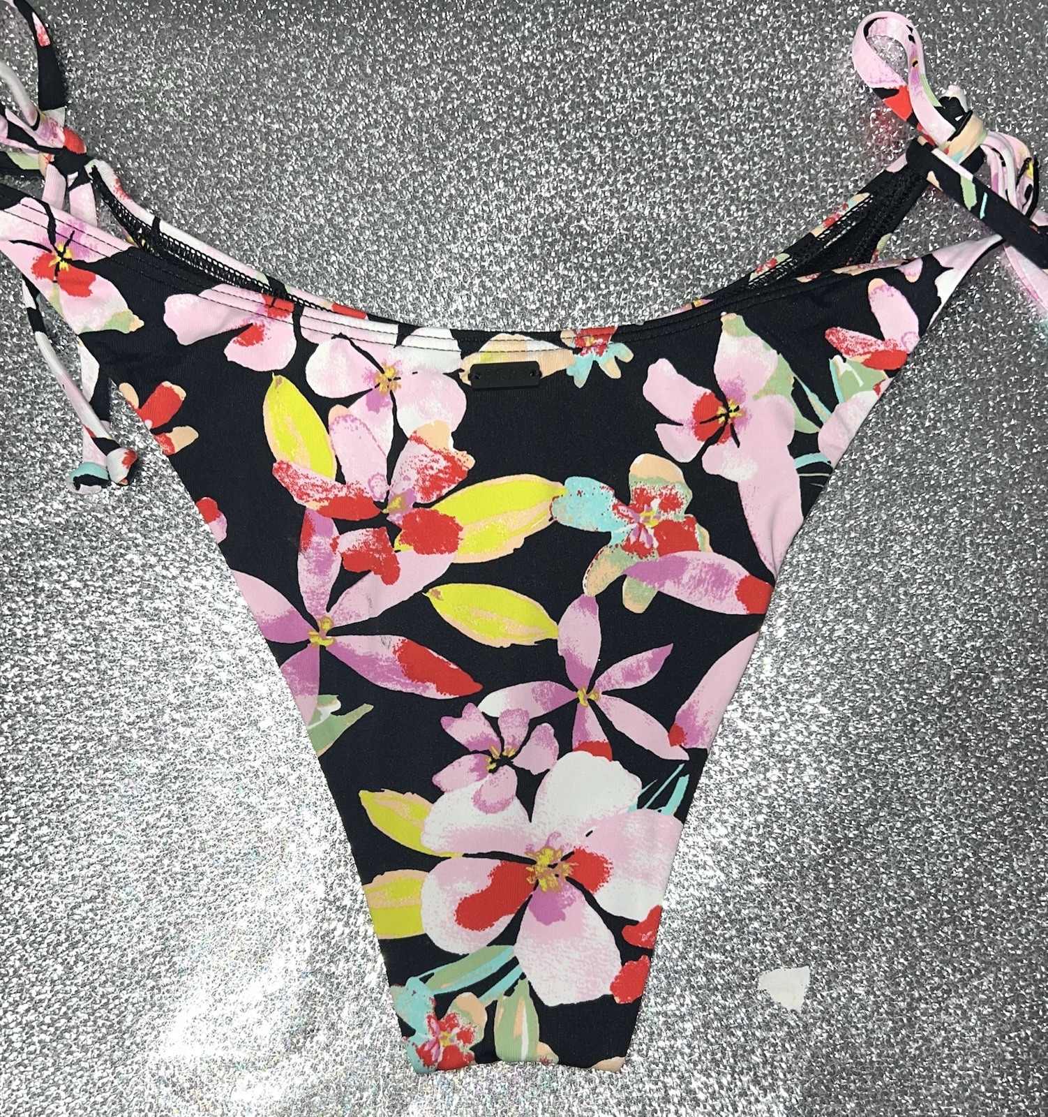 Roxy WOMENS PT BEACH CLASSICS CHEEKY BIKINI BOTTOM ERJX404742 Black Hibiscus S