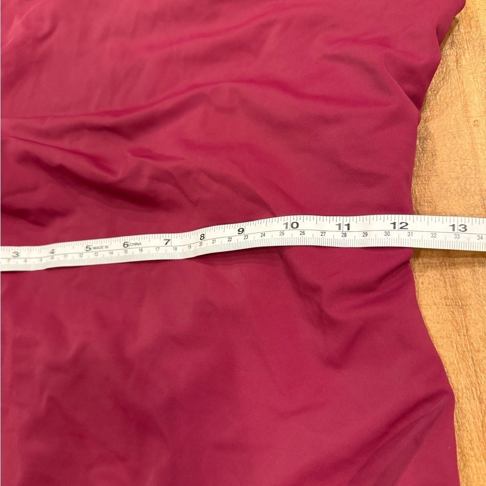 TYR Maroon Racerback One Piece Swimsuit Athletic Training Burgundy Likely M