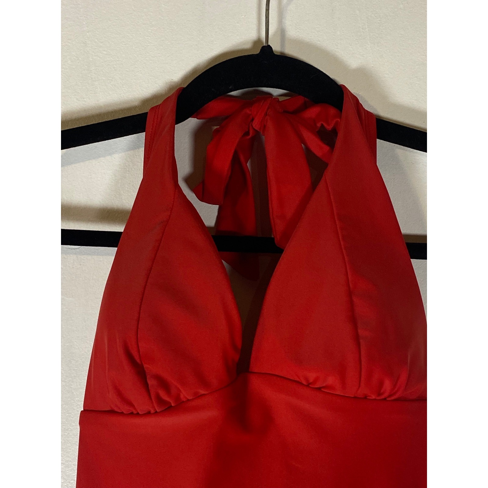 Red Halter One Piece Swimsuit Open Back Tie Neck Tie Back Padded M