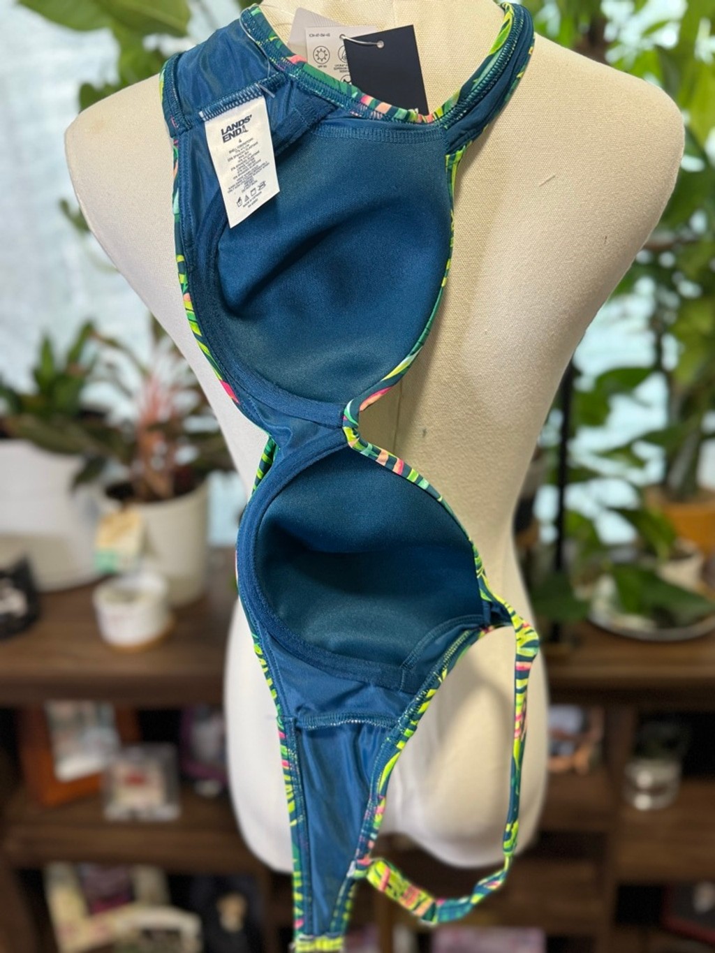 Tropical Palm Twist Front Bikini Top 🌴 Underwire | NWT | Size 4