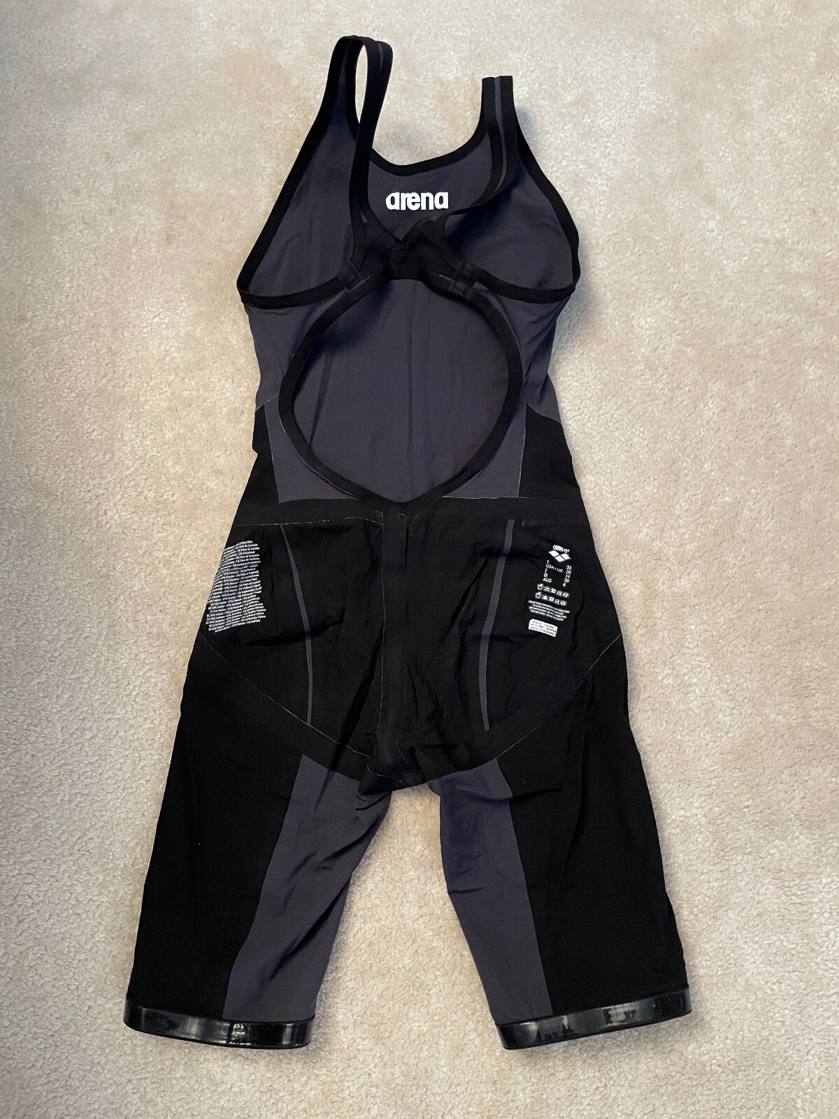 Arena Women’s Powerskin CarbonFlex Kneeskin Techsuit Black Size26 Open Back Good