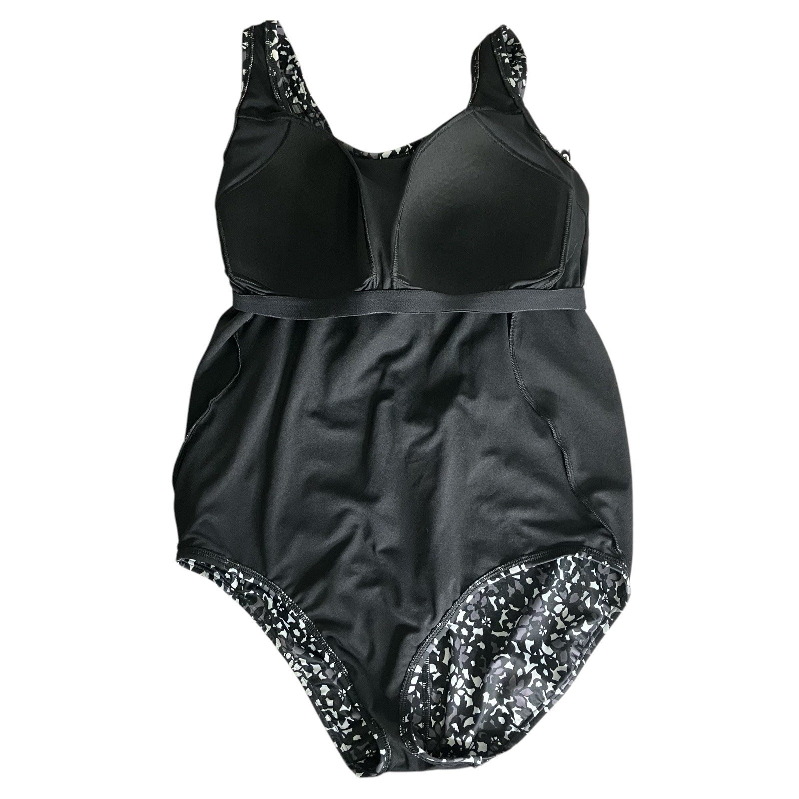 Lands’ End One Piece Swimsuit Black Gray Floral Criss Cross Back 16P