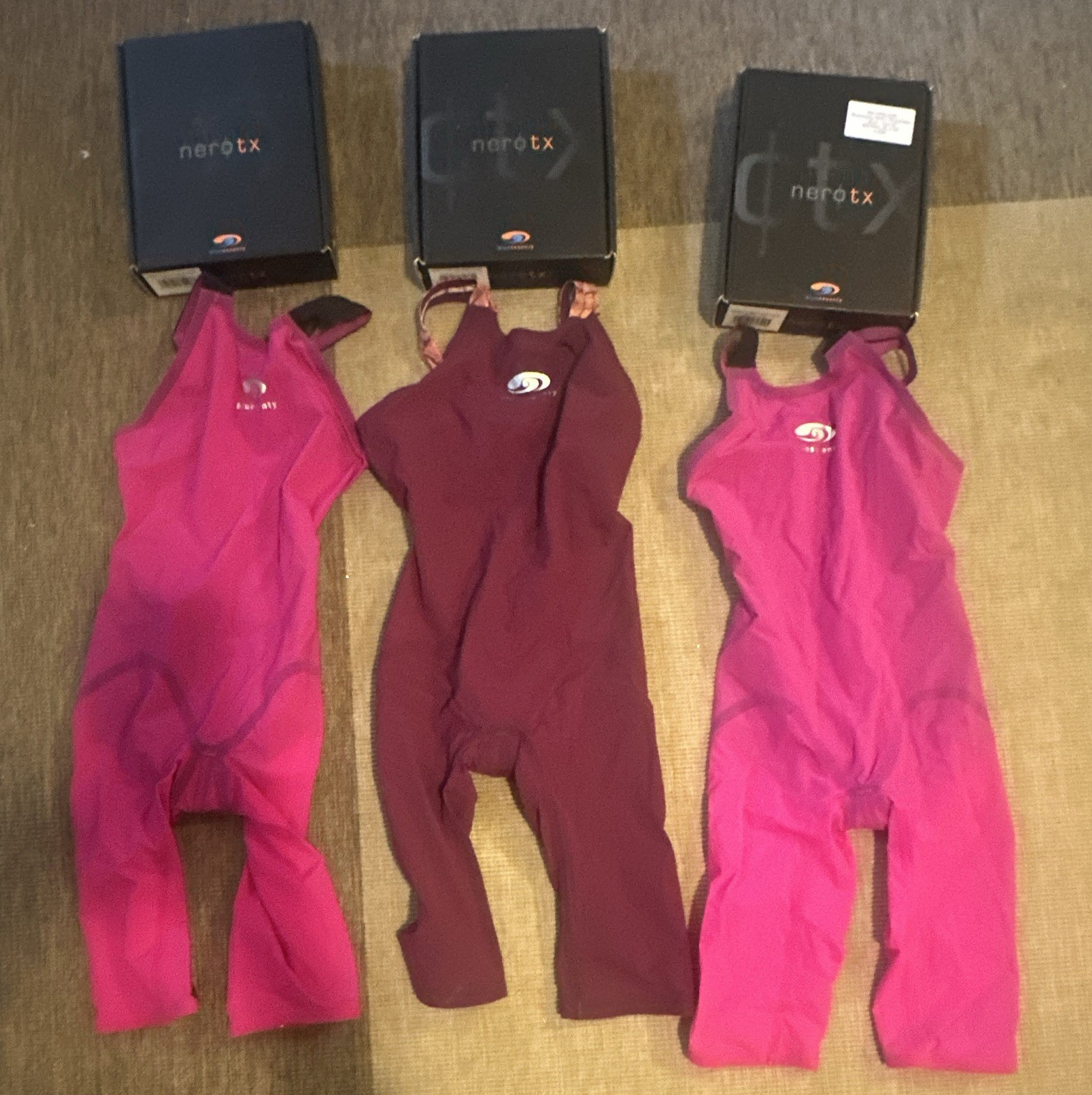 Blueseventy Nero TX Women’s Kneeskin Swimsuit (Size W18) – only Pink available
