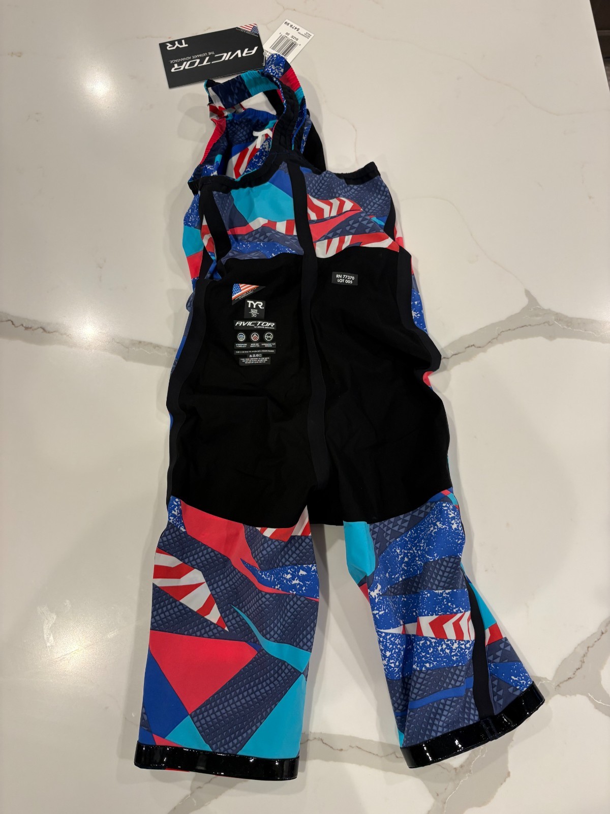 BRAND NEW WITH TAGS TYR AVICTOR CLOSED BACK WOMEN’S KNEESKIN SIZE 30 PRELUDE