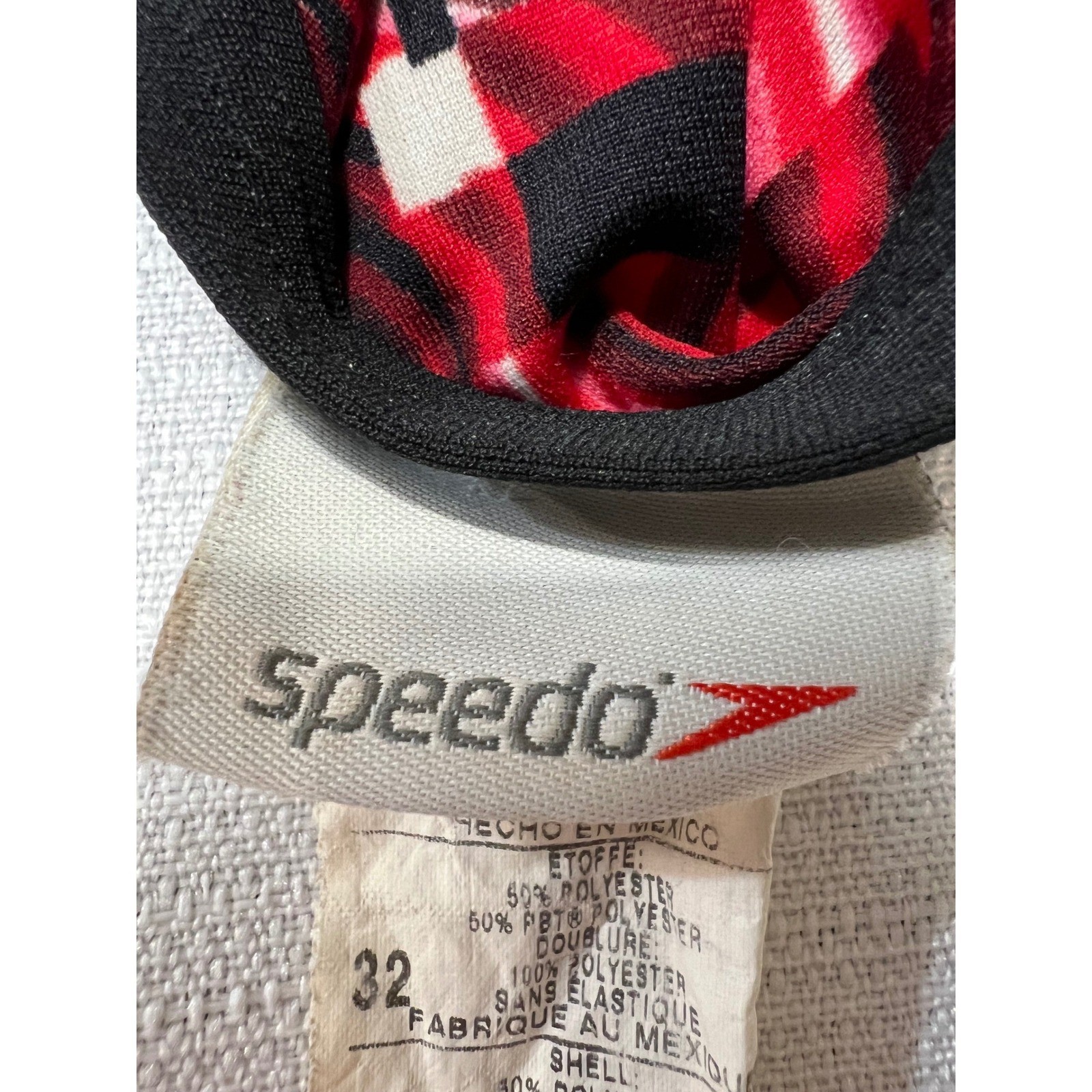 Speedo Endurance+ Womens 32 One Piece Swimsuit Red Black Swirl Geometric Cutout