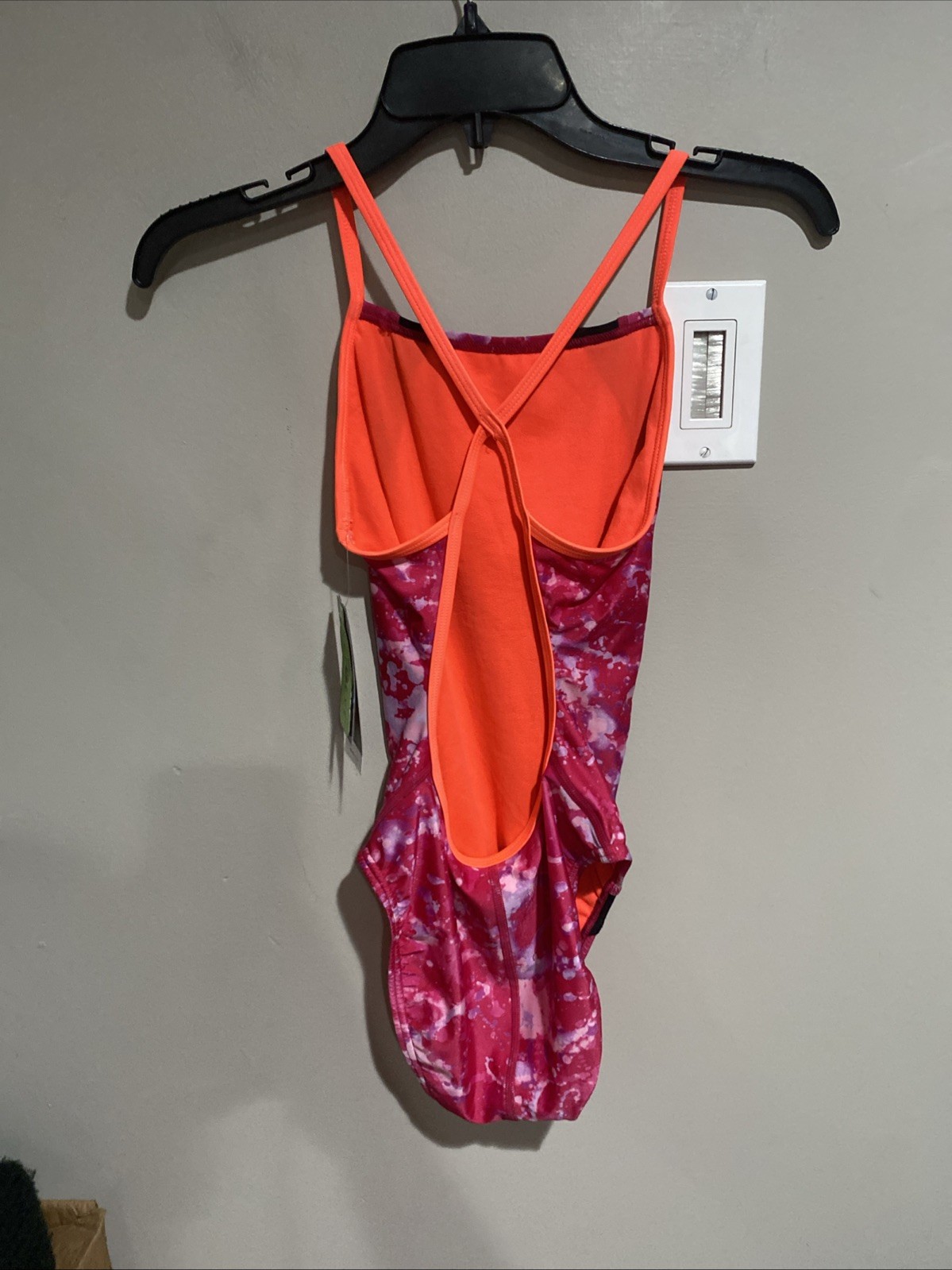 Speedo Women’s Eco Endurance Cyclone Swirl Flyback Swimsuit Pink Purple Sz 6