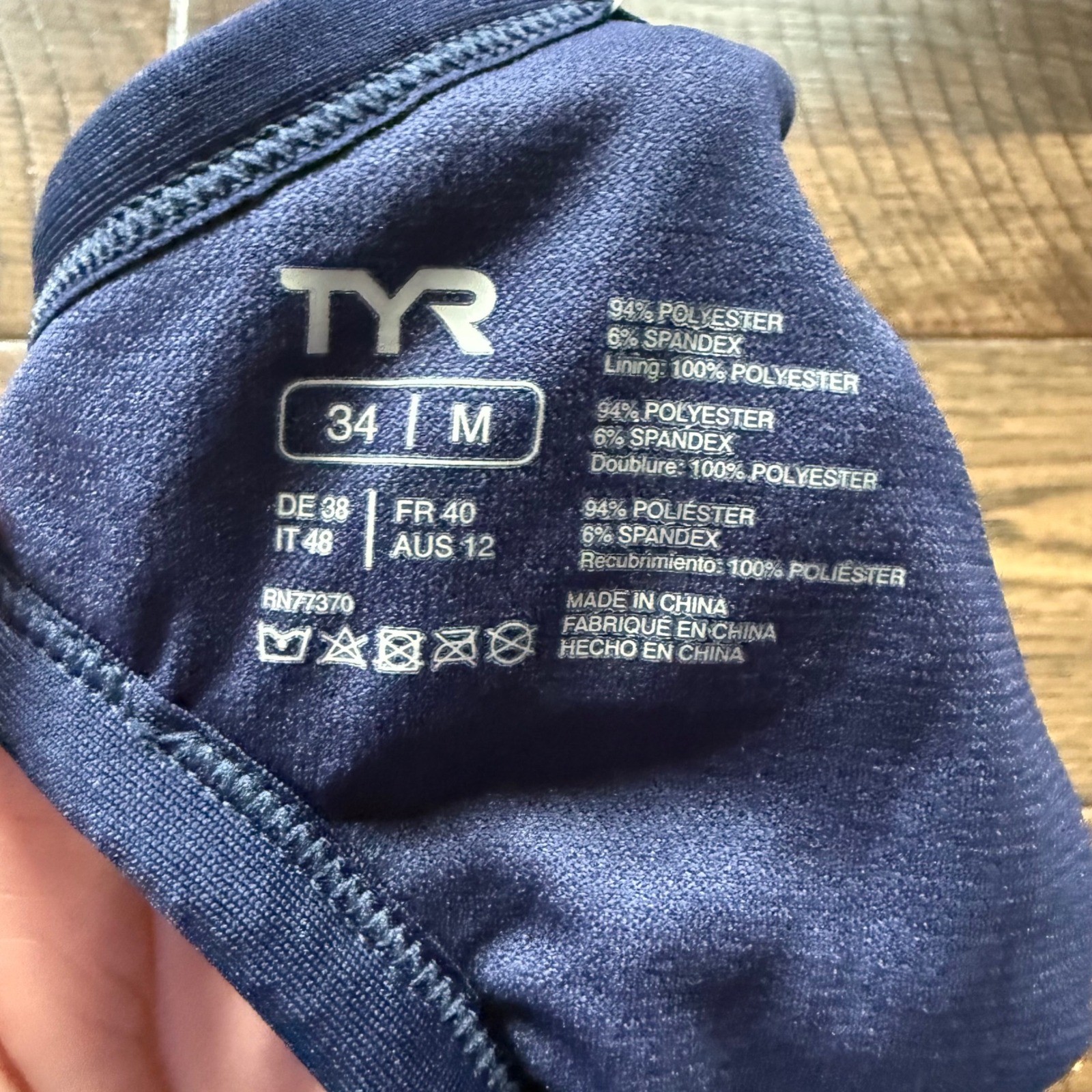 TYR Valiant Diamondfit One Piece Swimsuit Navy Red White Stars P04035H Size 34 M