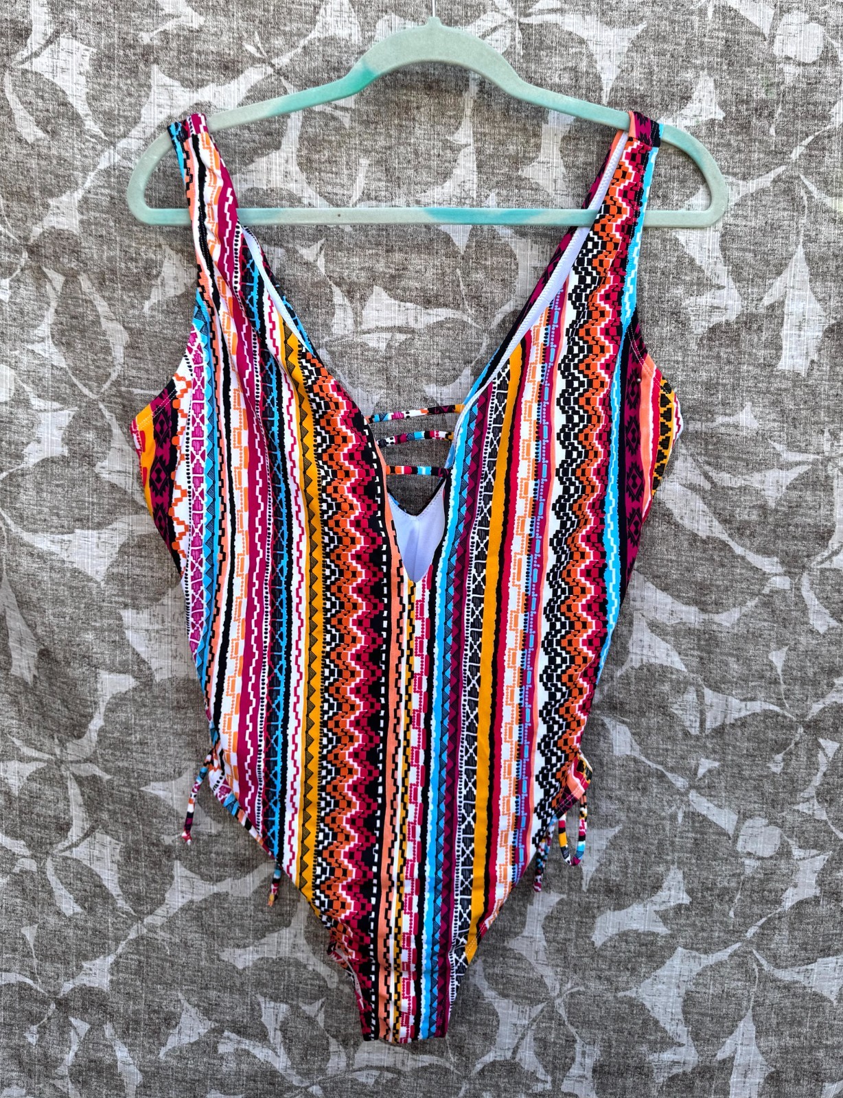 Swimsuits for All Women’s Size 18 Multicolor Print One Piece Swimsuit