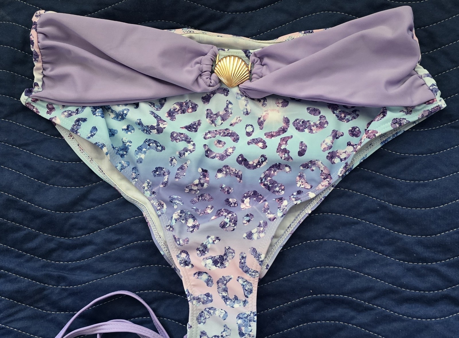 Beautiful Mermaid Bakini In Size XL NEVER WORN, GOLD METAL SHELL WITH PURPLE