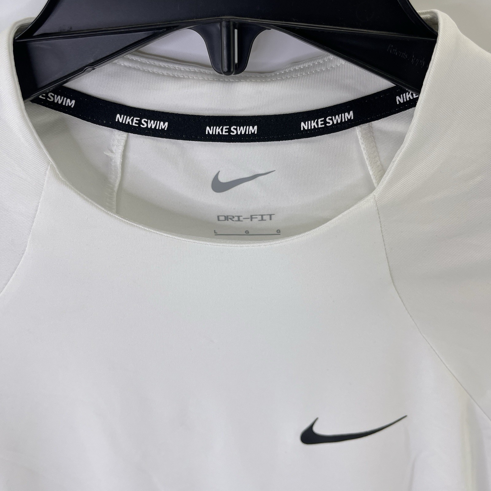 Nike Swim Women’s Essential Long Sleeve Hydro Rash Guard White Sz Large READ