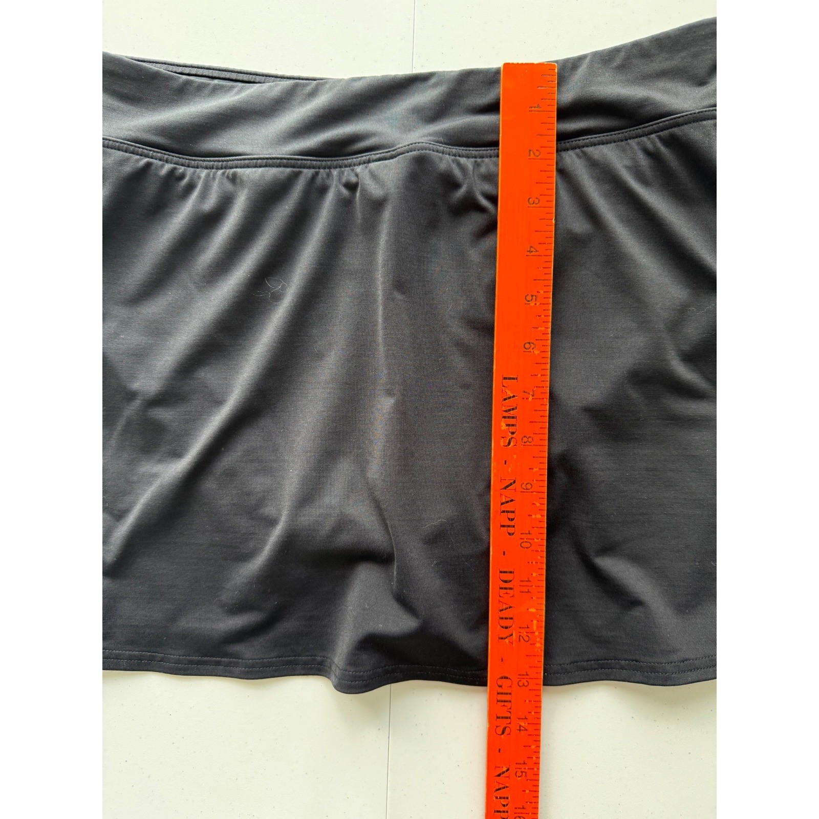 Lands’ End Black Swim Skirt Bottom M size 10 NWOT Figure Control