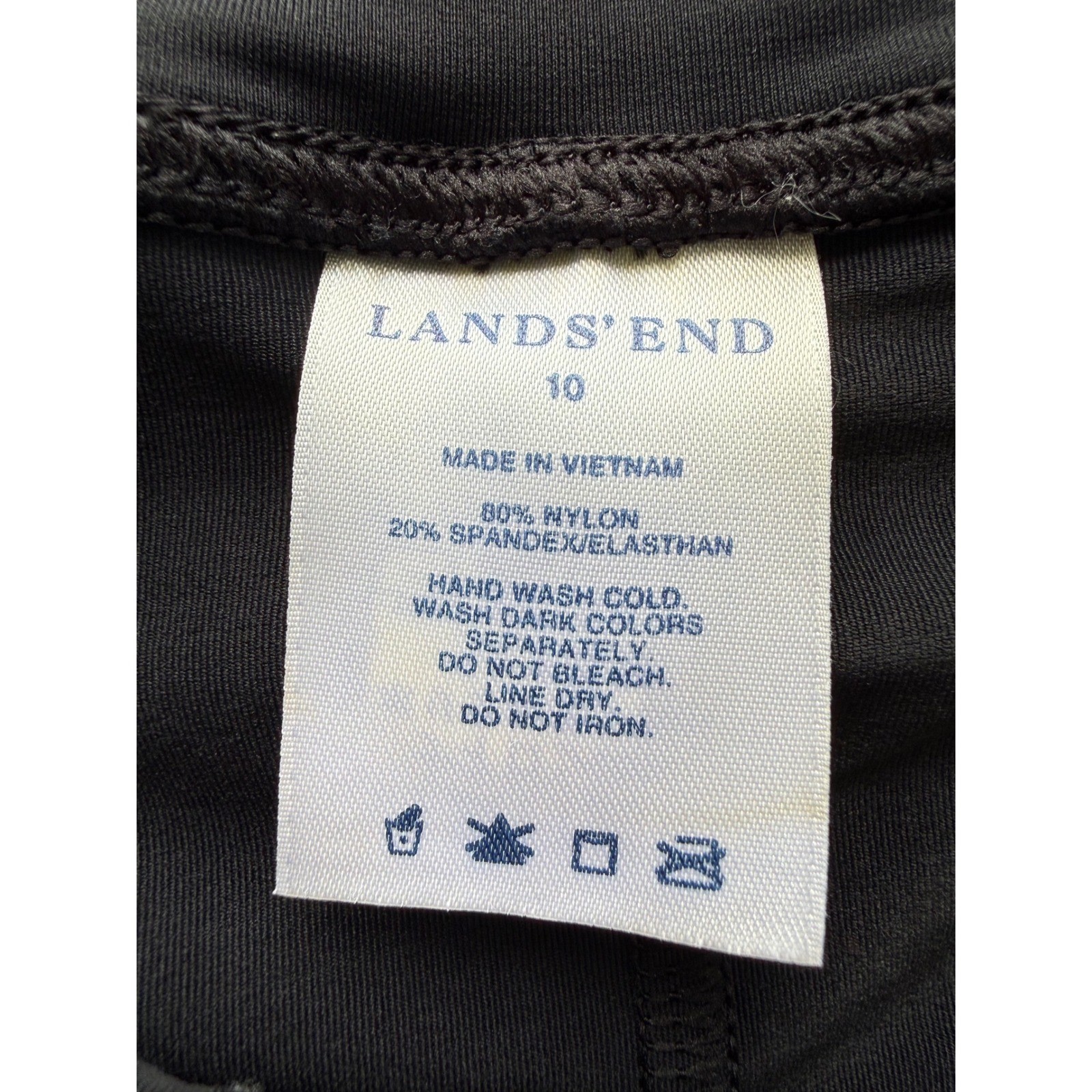 Lands’ End Black Swim Skirt Bottom M size 10 NWOT Figure Control